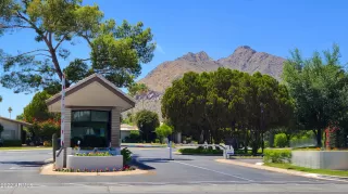 Photo #4: 6399438 Listing 