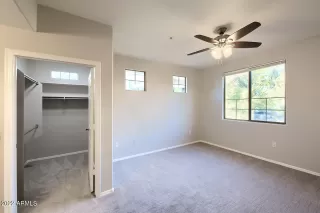 Photo #5: 6399485 Listing