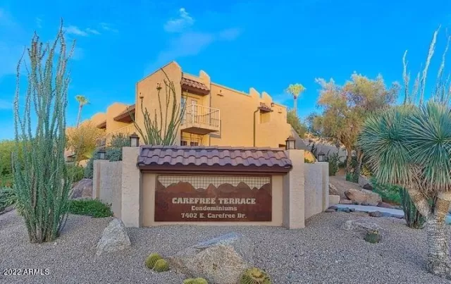 MLS: 6399742 Condo For Sale