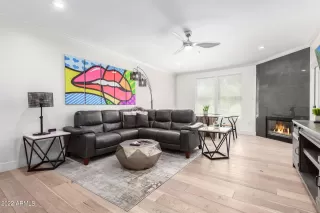 Photo #2: 6399931 Listing