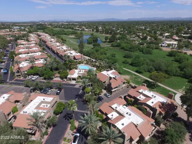 MLS: 6400649 Condo For Sale