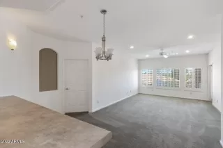 Photo #1: 6400698 Listing 