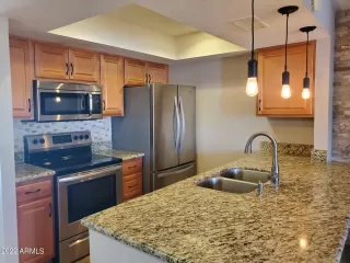 Photo #6: 6400961 Listing