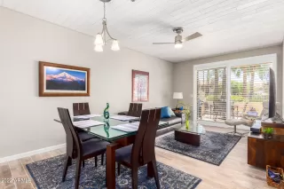 Photo #6: 6401023 Listing