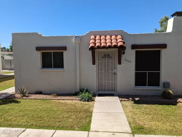 MLS: 6401649 Condo For Sale