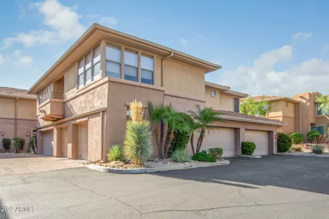 MLS: 6401702 Condo For Sale