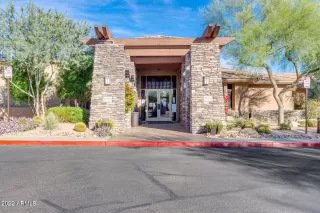 Photo #2: 6401702 Listing