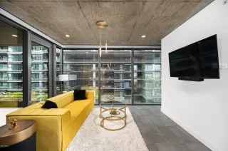 Photo #1: 6401813 Listing 