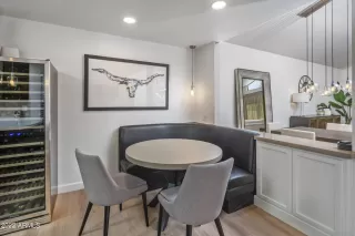 Photo #5: 6402917 Listing 