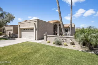 Photo #5: 6402951 Listing