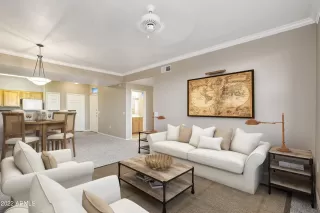 Photo #5: 6402977 Listing