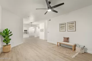 Photo #6: 6403147 Listing