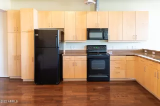 Photo #2: 6403269 Listing