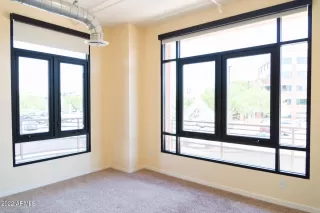 Photo #6: 6403269 Listing