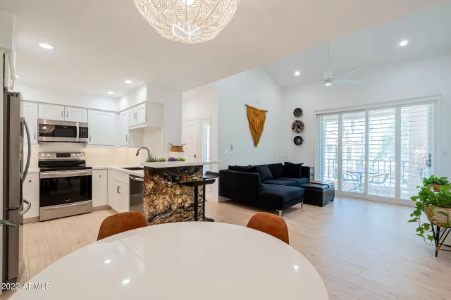 MLS: 6403669 Condo For Sale