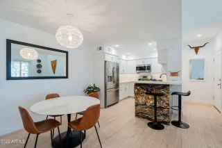 Photo #1: 6403669 Listing