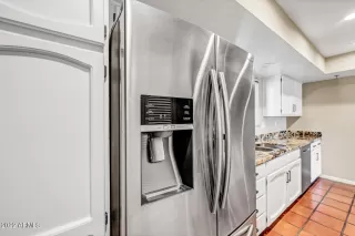 Photo #6: 6403728 Listing