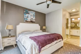 Photo #2: 6403810 Listing