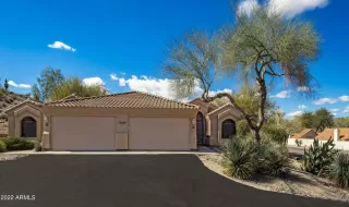 Photo #2: 6403941 Listing