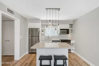 Photo #2: 6404168 Listing 