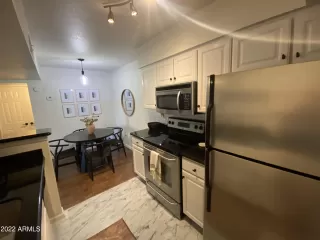 Photo #3: 6404195 Listing