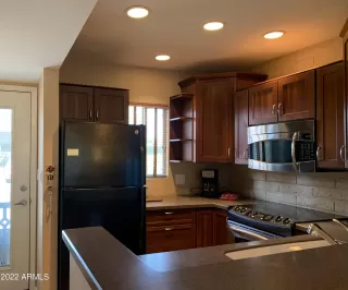 Photo #2: 6404343 Listing 