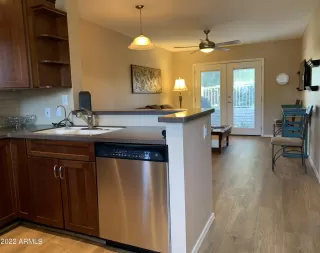 Photo #5: 6404343 Listing 