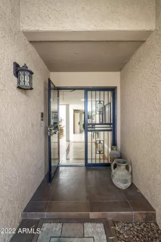 Photo #5: 6404386 Listing
