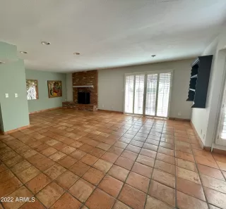 Photo #2: 6404443 Listing