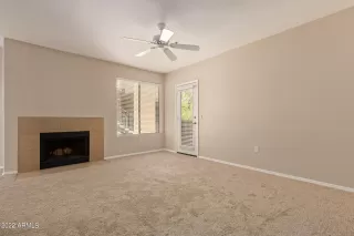 Photo #6: 6404599 Listing