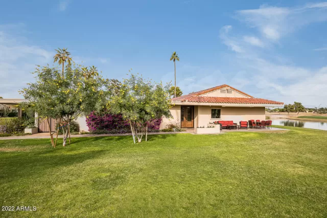 MLS: 6404910 Condo For Sale