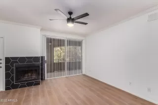 Photo #5: 6405031 Listing