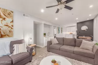 Photo #3: 6405449 Listing