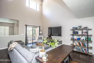 Photo #1: 6405490 Listing