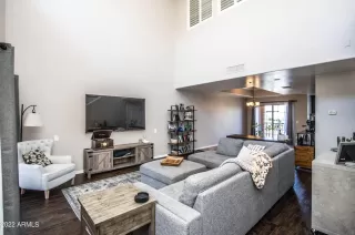 Photo #2: 6405490 Listing