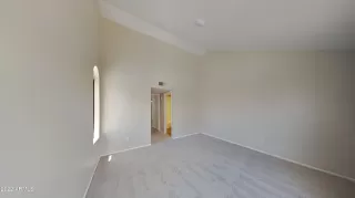 Photo #4: 6405525 Listing