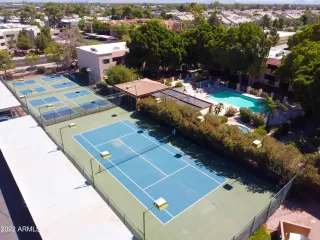Photo #2: 6405904 Listing