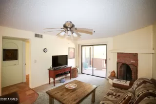 Photo #5: 6405904 Listing