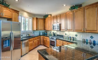 Photo #6: 6405910 Listing 