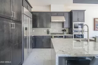 Photo #4: 6406170 Listing