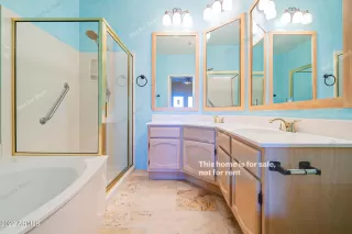 Photo #5: 6406410 Listing 