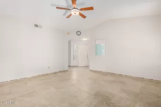 Photo #3: 6406585 Listing