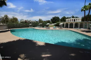 Photo #3: 6406647 Listing