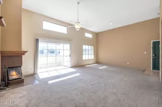 Photo #6: 6406648 Listing