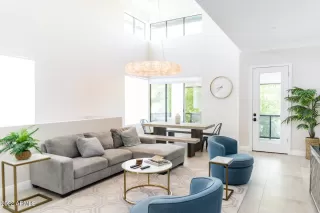 Photo #6: 6406718 Listing