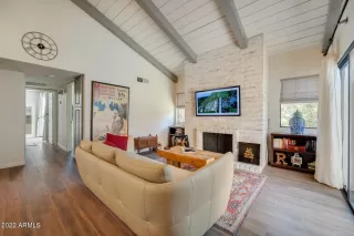 Photo #1: 6406847 Listing 