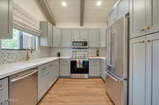 Photo #3: 6406847 Listing 