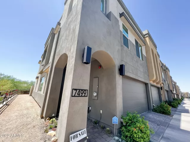 MLS: 6406884 Condo For Sale