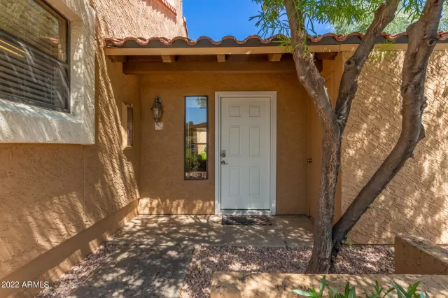 MLS: 6406900 Condo For Sale