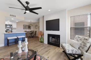 Photo #4: 6406909 Listing